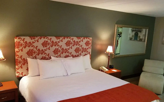 photo 5 of SureStay Plus Hotel by Best Western St. Louis Airport