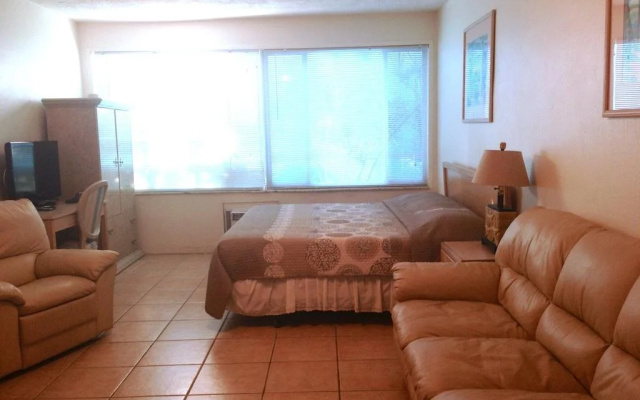 photo 3 of Surf Inn Hotel - Hollywood