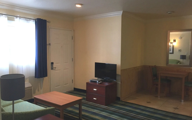 photo 2 of Surf Motel