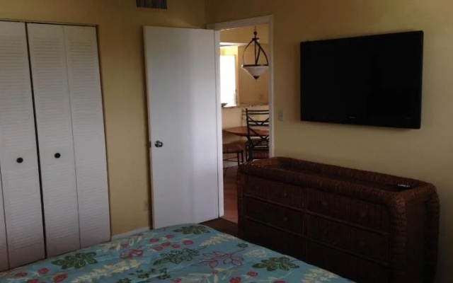 photo 3 of Surf Rider Resort