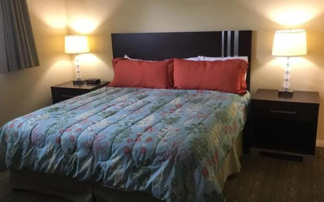 photo 4 of Surf Rider Resort