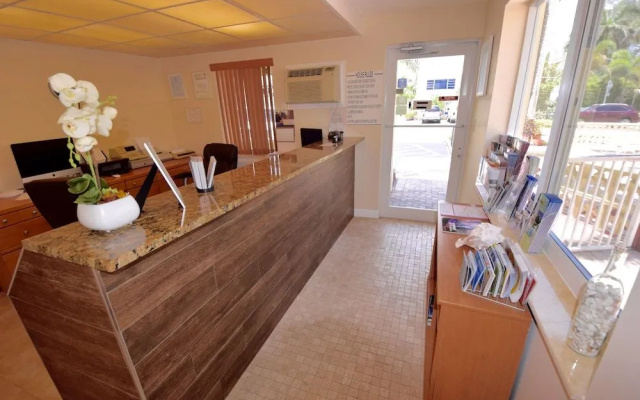 photo 2 of Surf Side Resort