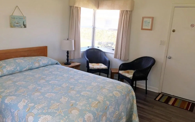photo 5 of Surf Studio Beach Resort