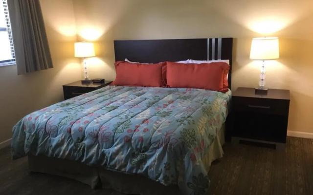 photo 2 of Surfsider Resort