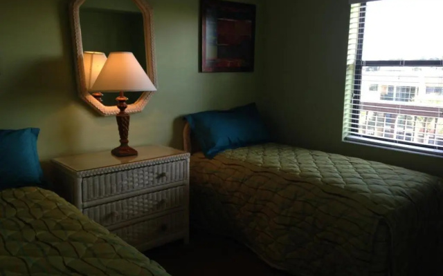 photo 4 of Surfsider Resort