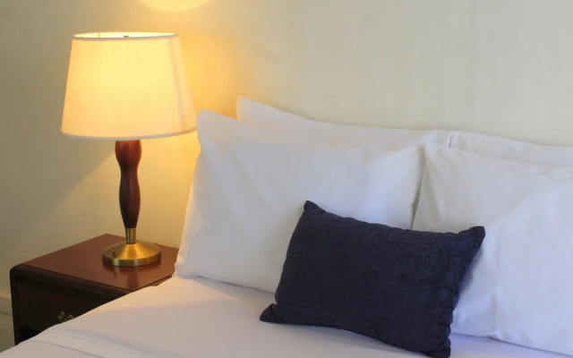 photo 5 of Sutter Hotel