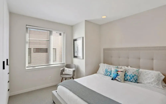 photo 4 of New Townhome With Stunning City and Mountain Views