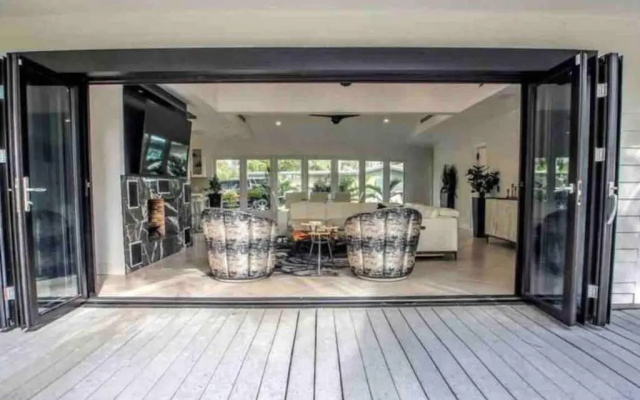 photo 3 of Swaying Palm Beach House