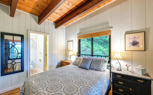photo 2 of Sweet Birch' Bryson City Cottage w/ Views