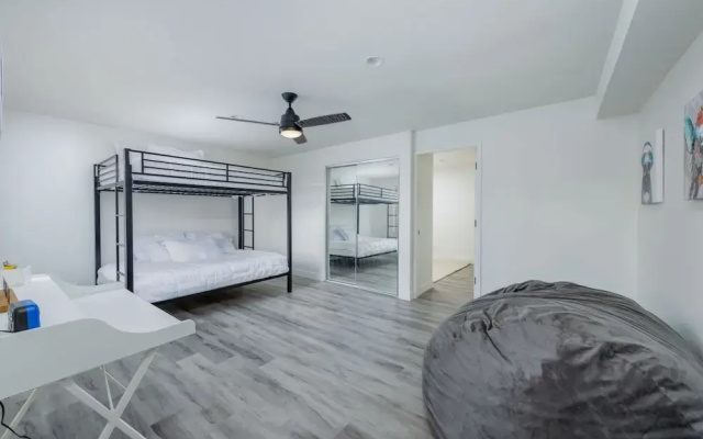 photo 4 of Sweet Memories On Alan Lane 4 Bedroom Home by Redawning