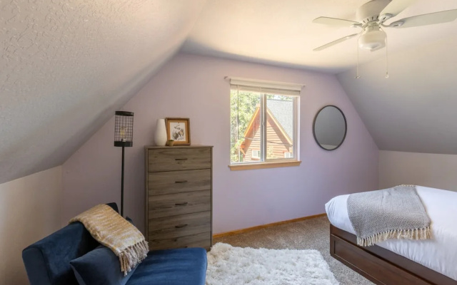 photo 4 of Sweet Pine Deck + Hot Tub, Cozy Modern Interior Close to Ski Resort!