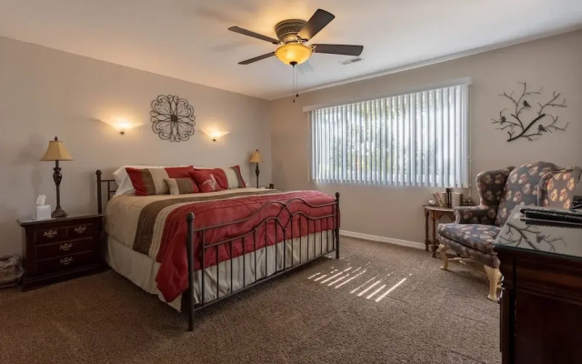 photo 4 of Sweet Spot 2 Bedroom Condo