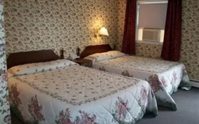 photo 3 of Swiss Inn & Restaurant