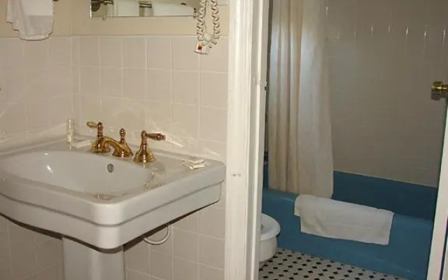photo 4 of Swiss Motel