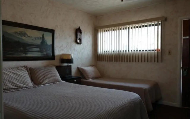 photo 3 of Swiss Mountain Motel
