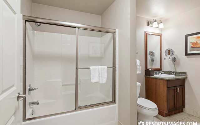 photo 3 of Tahiti Village Phase I, Las Vegas, United States