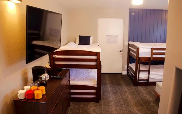 photo 3 of Tahoe City Inn