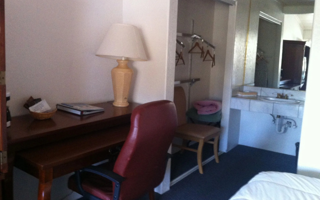 photo 5 of The Inn at Boatworks