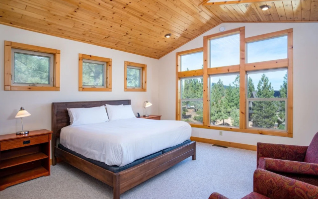 photo 3 of Tahoe Donner Pinnacle Loop Mountain 5 Bedroom Home by RedAwning