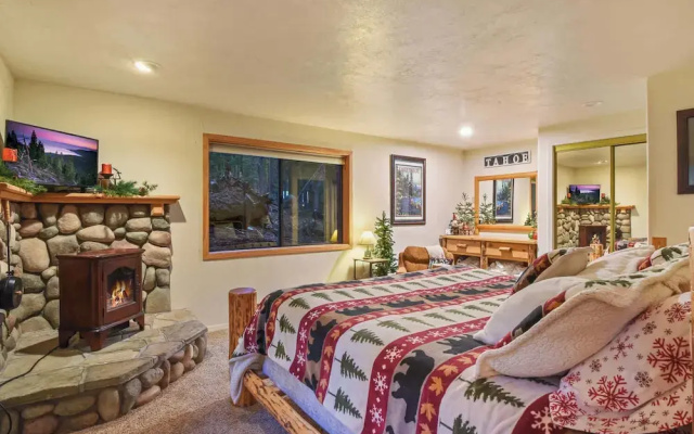 photo 4 of Tahoe Pines Cabin