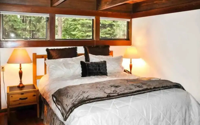 photo 5 of Tahoe Taverns 101 by Tahoe Mountain Properties