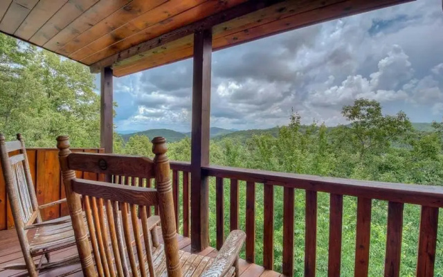 photo 5 of Take a Hike by Escape to Blue Ridge