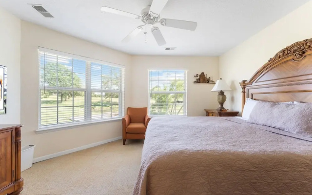 photo 2 of Take A Holiday 2 Bedroom Condo by RedAwning