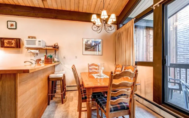 photo 3 of Tamarisk 303