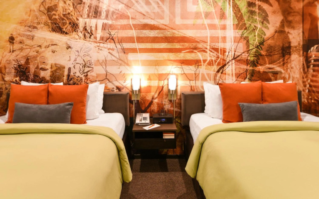 photo 3 of The Tangerine - A Burbank Hotel