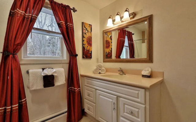 photo 2 of Tanglewood Blues by Killington Vacation Rentals