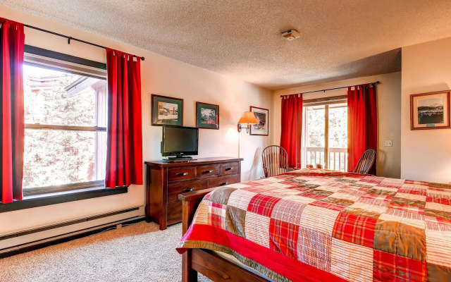 photo 3 of Tannenbaum Condominiums by Ski Country Resorts