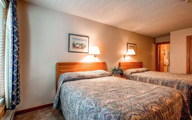 photo 4 of Tannenbaum Condominiums by Ski Country Resorts