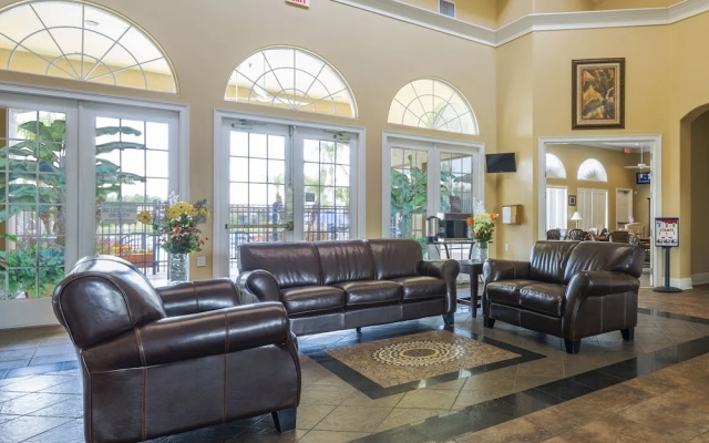 photo 2 of Taragon by VillaDirect