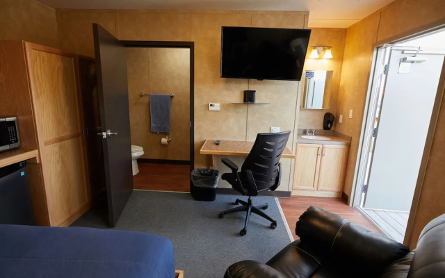photo 3 of Target Hospitality-Seven Rivers Lodge Carlsbad