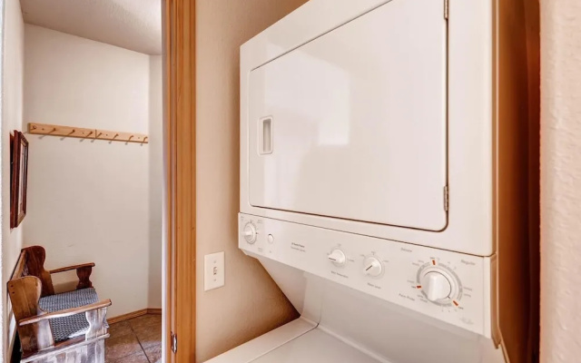 photo 4 of Tarn Landing  C-5 1 Bedroom Condo by RedAwning