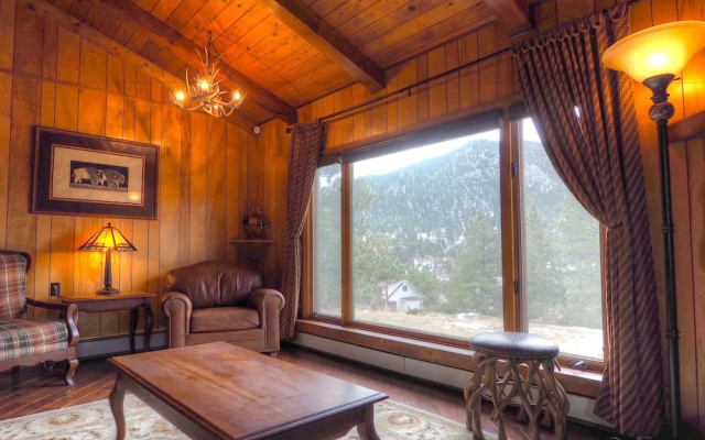 photo 3 of Tatanka Cabin - 3 Br Cabin
