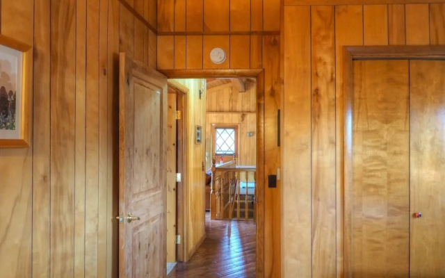 photo 4 of Tatanka Cabin - 3 Br Cabin