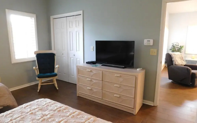 photo 4 of Teal Lake Condo #2211 2 Bedrooms 2 Bathrooms Condo