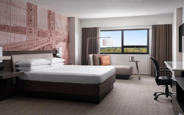 photo 5 of Teaneck Marriott at Glenpointe