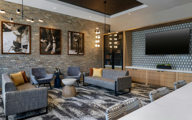 photo 2 of Tempo By Hilton Louisville Downtown Nulu