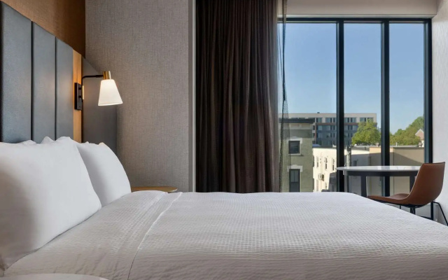 photo 5 of Tempo By Hilton Louisville Downtown Nulu