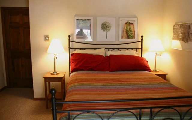 photo 4 of Ten Mile Haus By Copper Vacations