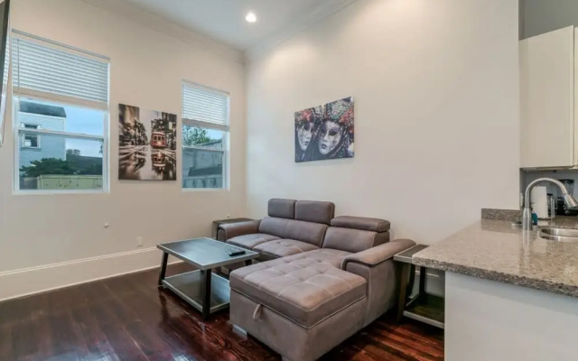 photo 4 of Terpsichore-Carondelet Residences