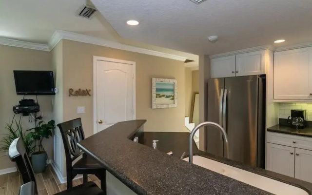 photo 5 of Terrace Condo 1