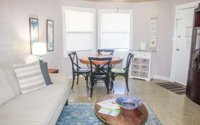 photo 2 of Terrace Park Suites Old Northeast by Tech Travel