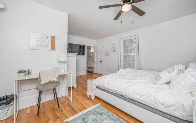 photo 4 of Terry Sanford Guest House