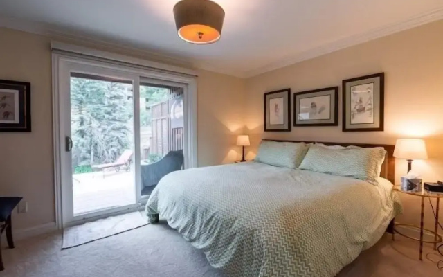 photo 3 of Texas Townhome Condos - 3 Minutes Walk to Gondola by RedAwning