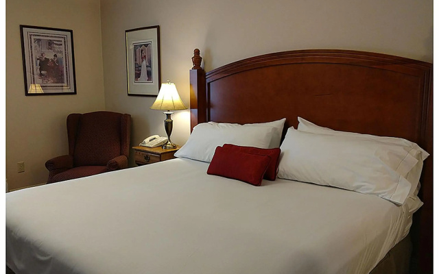 photo 3 of Thayers Inn