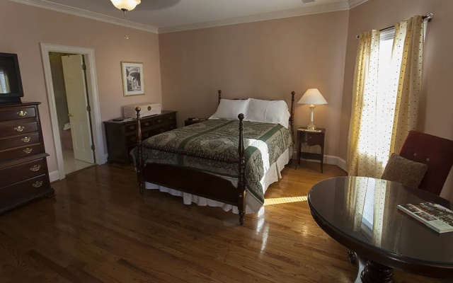 photo 4 of The 1425 Inn