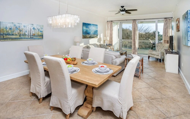 photo 5 of The Alexander at Palm Court 205 - 1561655
